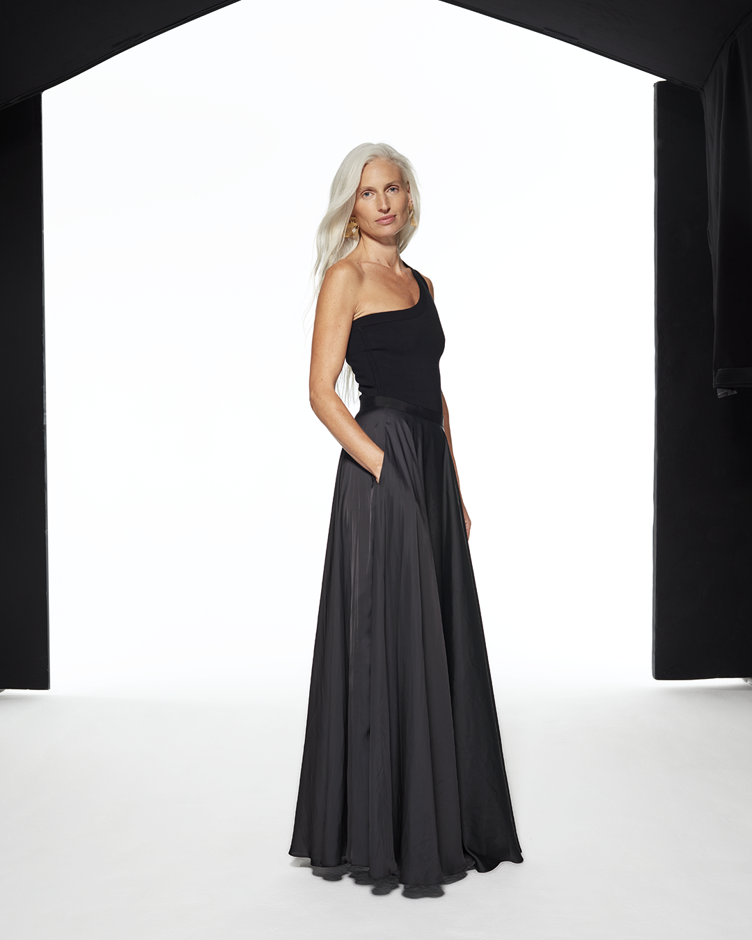 FLOWING MAXI SKIRT - BLACK - AZ Factory