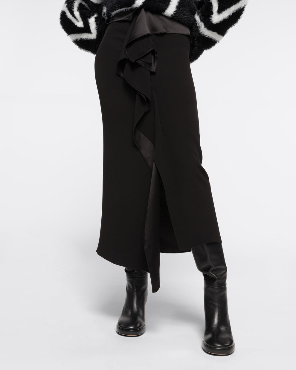 RUFFLED CREPE SKIRT - BLACK - AZ Factory