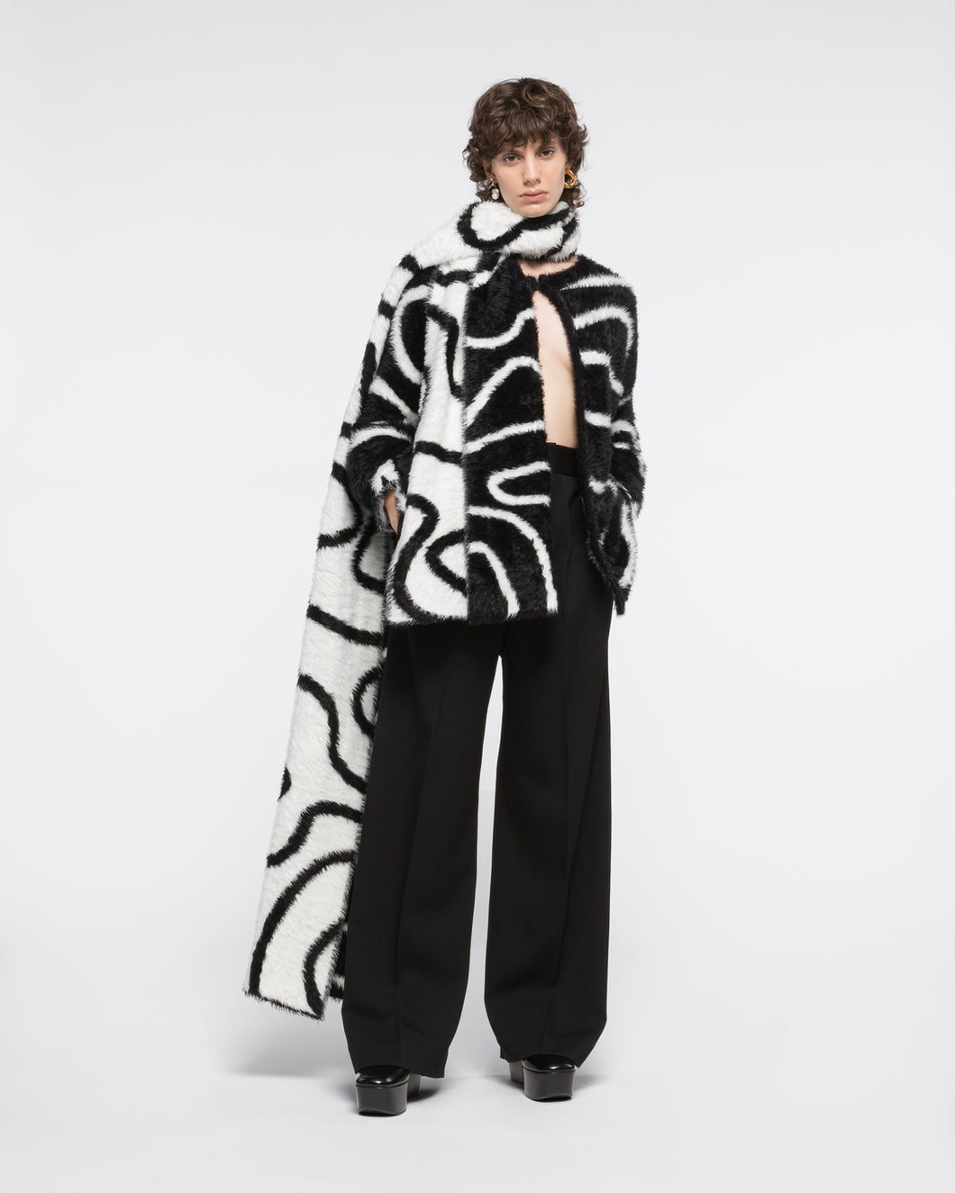 INTARSIA CARDIGAN - BLACK / ECRU