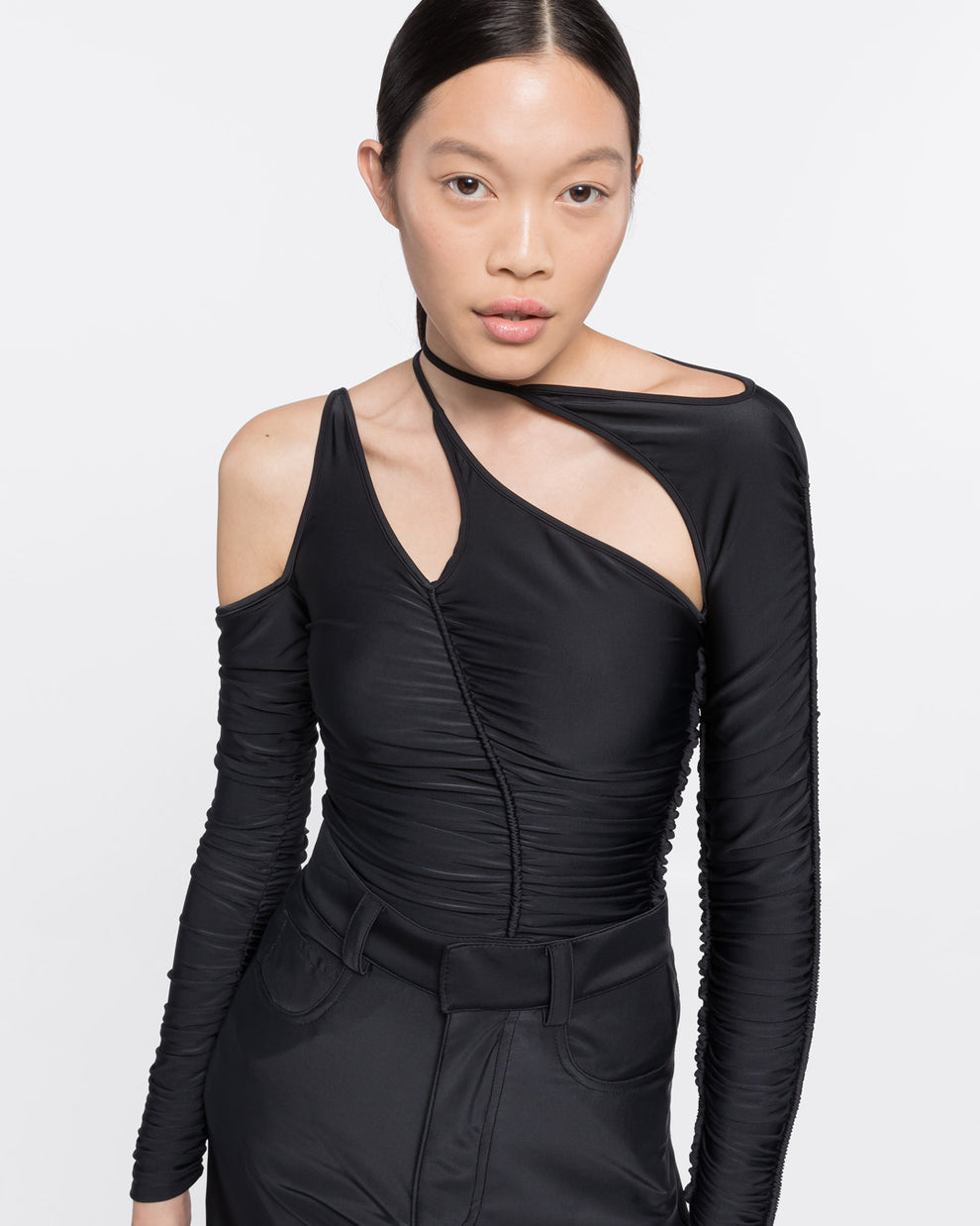 ASYMMETRIC CUT-OUT TOP - BLACK - AZ Factory