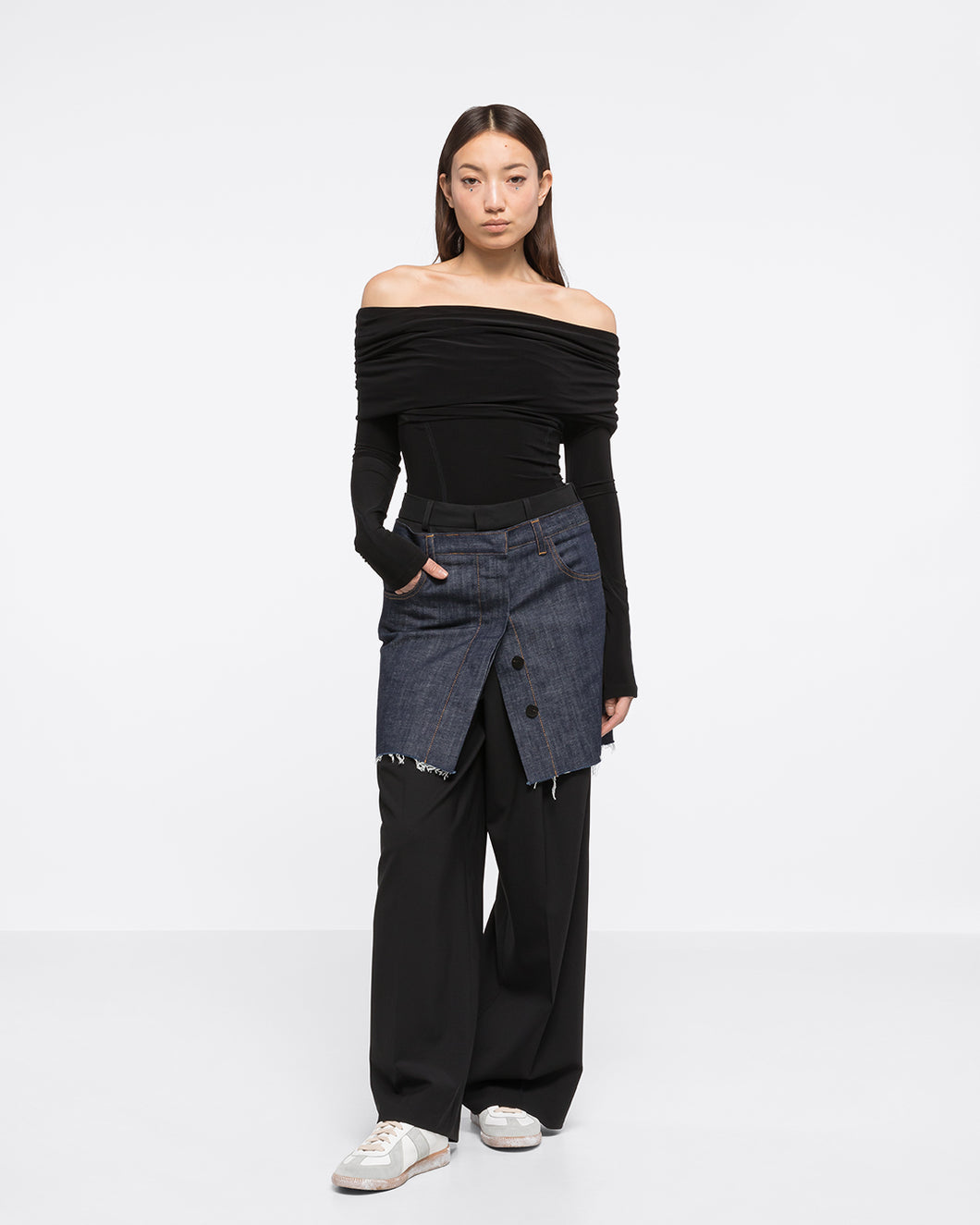 ANNE TOP - BLACK