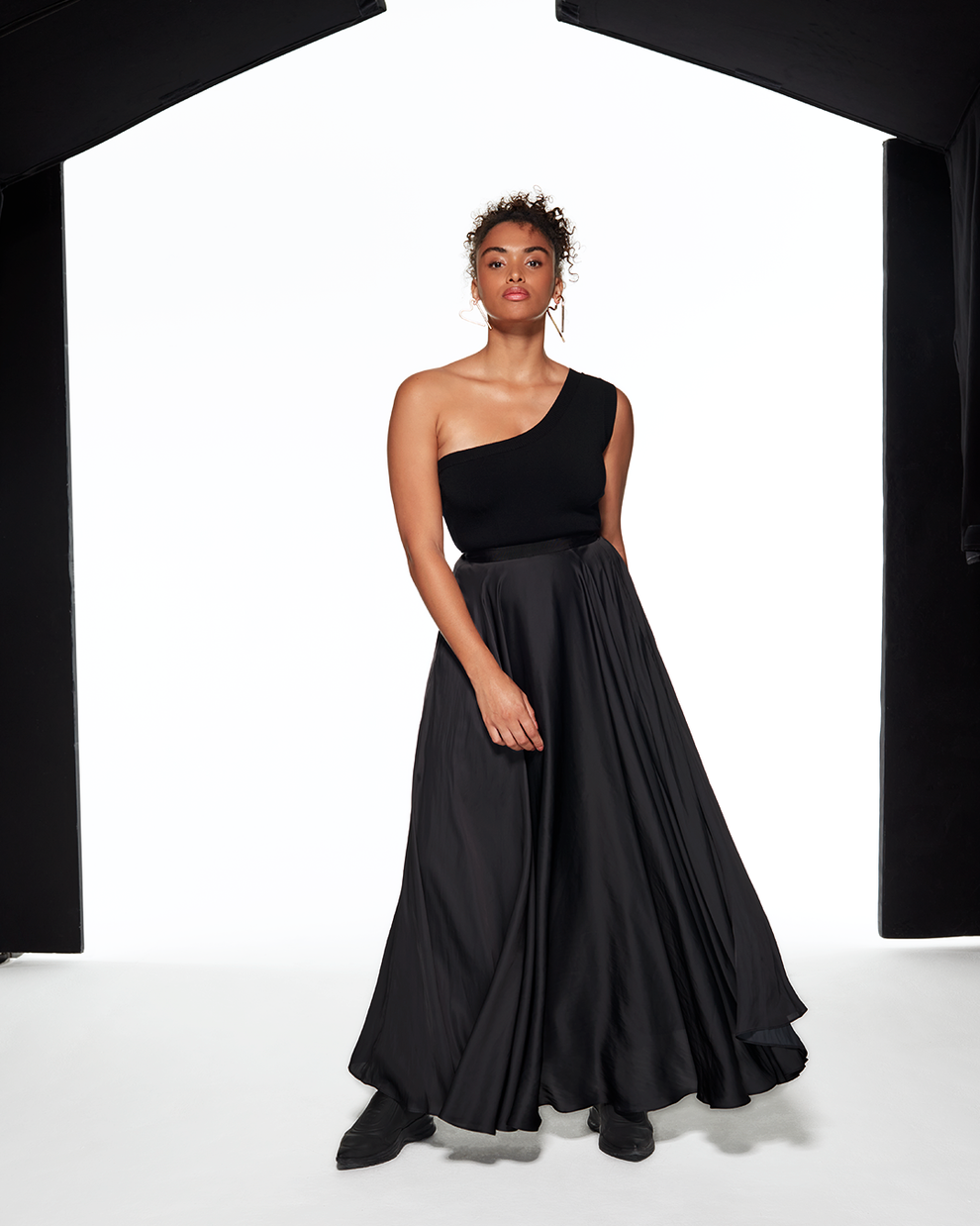 FLOWING MAXI SKIRT - BLACK - AZ Factory