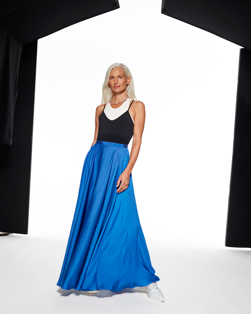 FLOWING MAXI SKIRT - BLUE