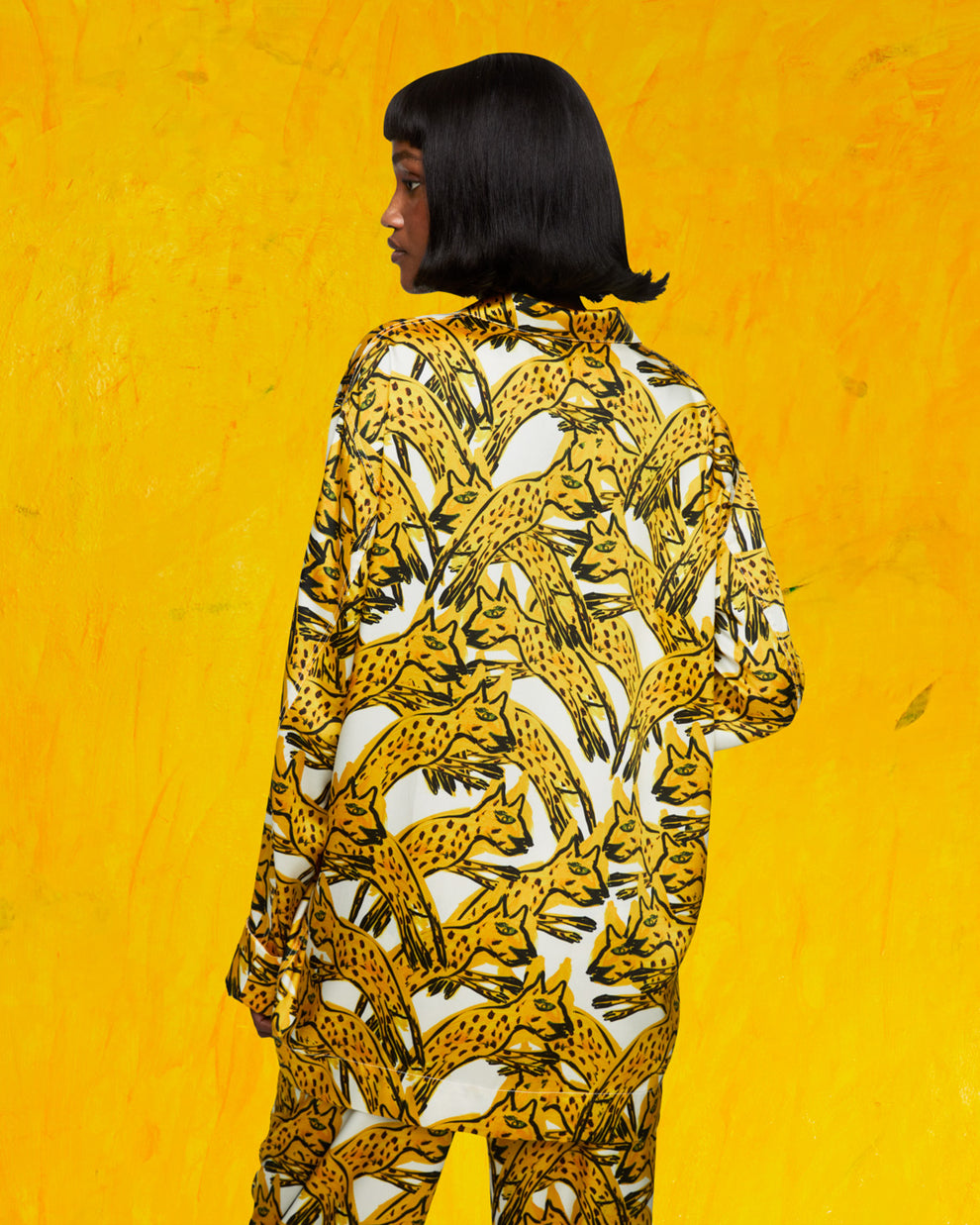 POUNCING CHEETAH PYJAMA SHIRT - IVORY/YELLOW - AZ Factory