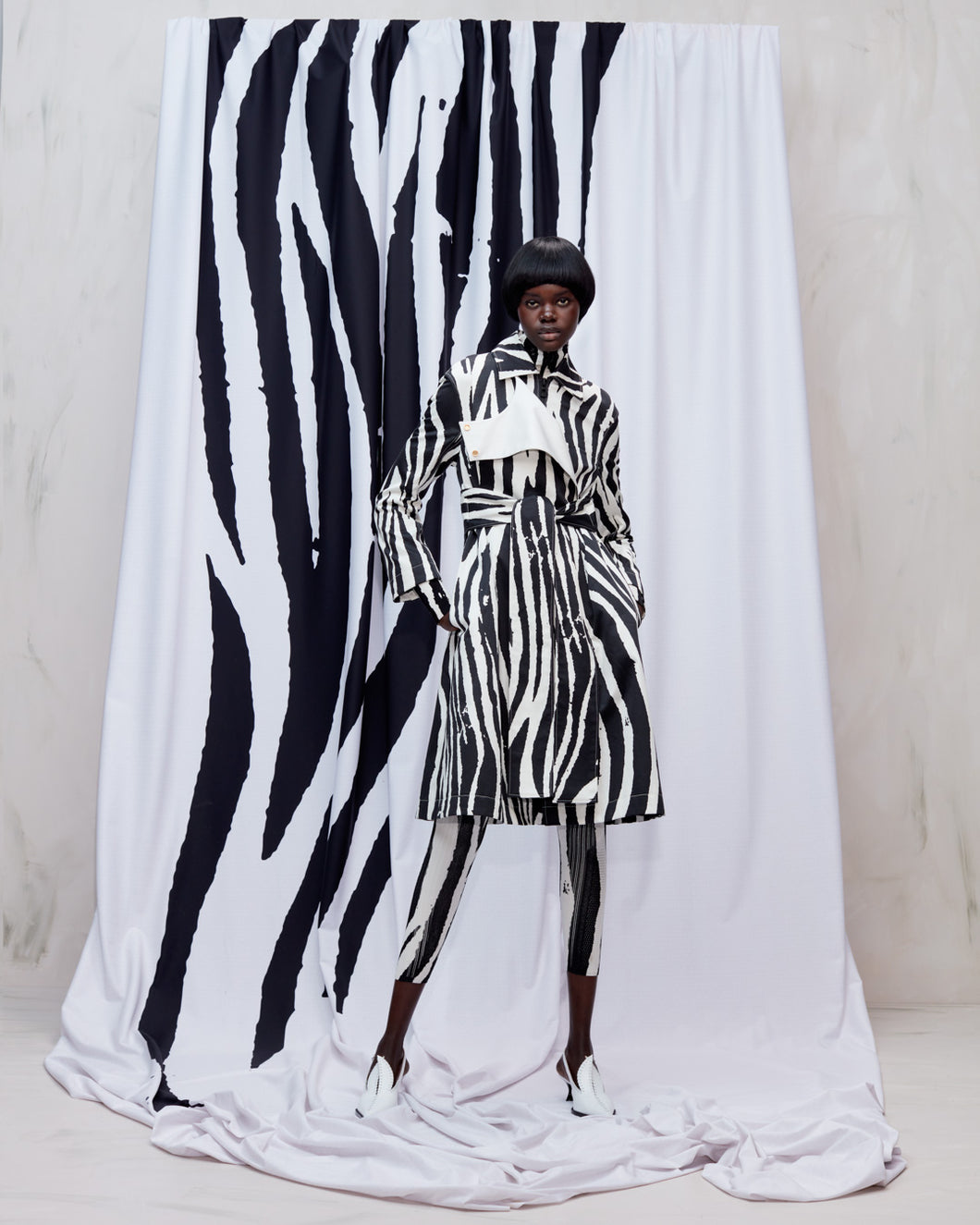 ZEBRA CAR COAT - BLACK / WHITE