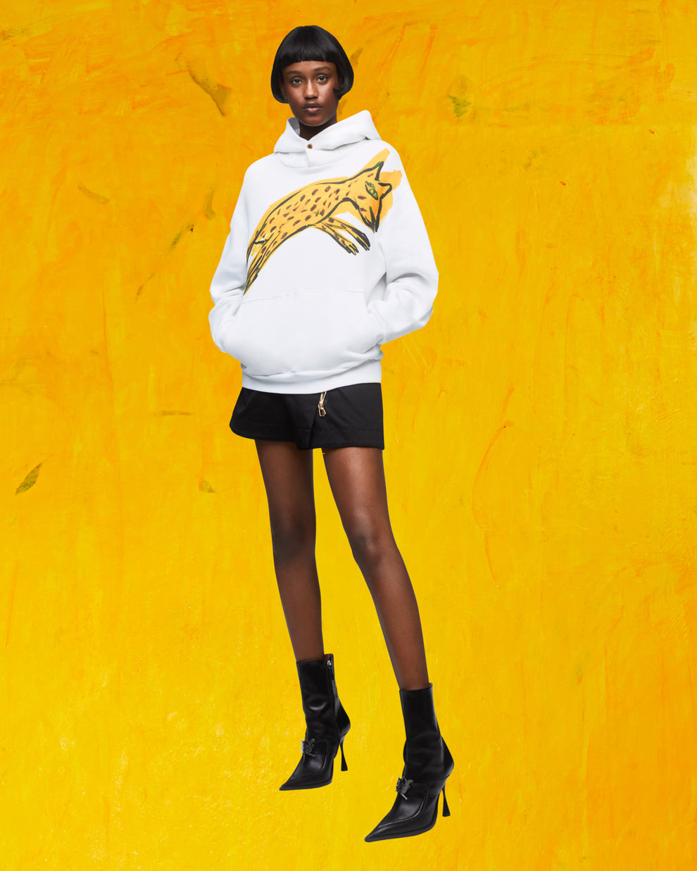 POUNCING CHEETAH HOODIE - WHITE - AZ Factory